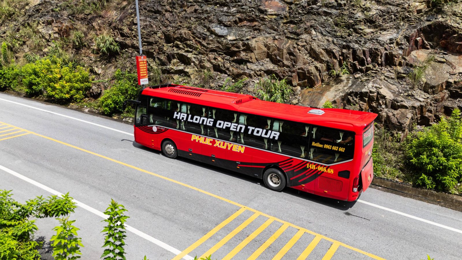 Shuttle Bus / Tourist Bus / Limousine Car