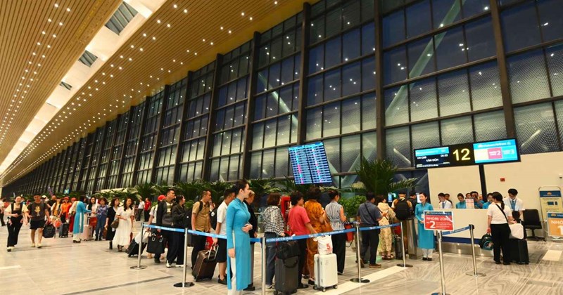 Tan Son Nhat international airport