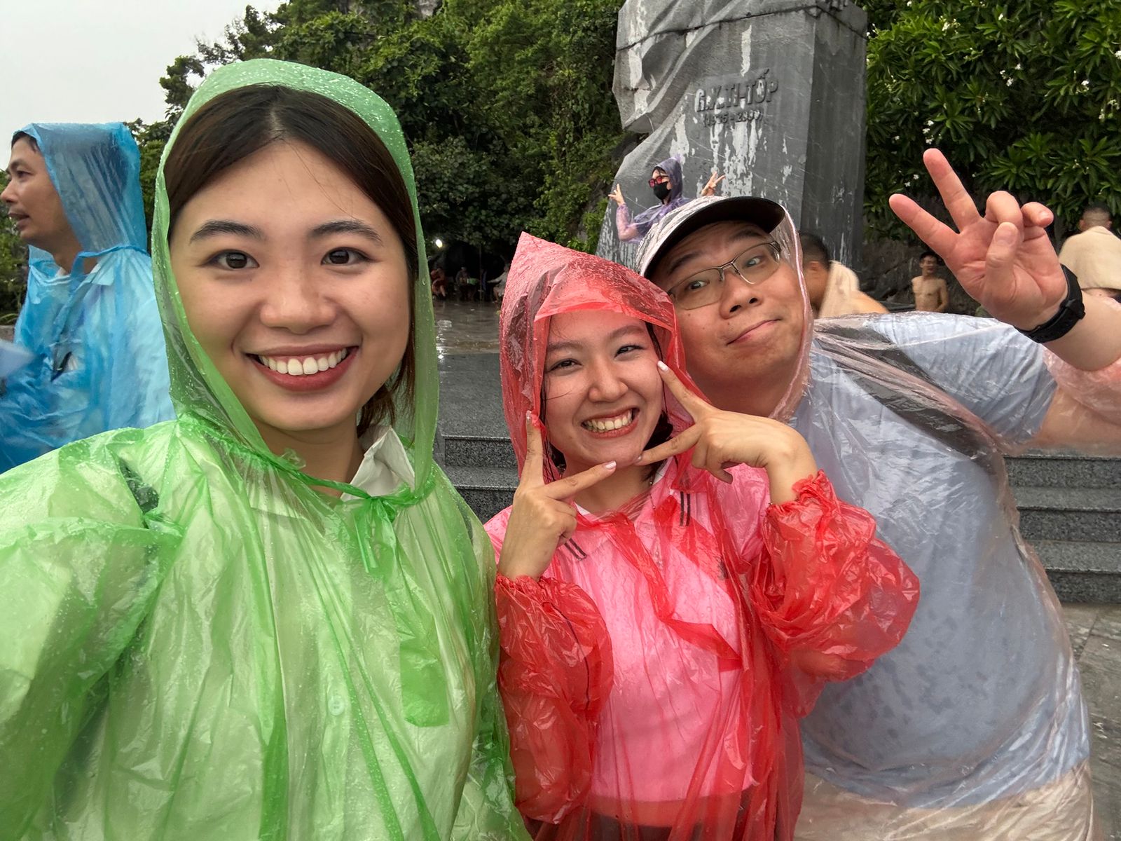 Team member at Vietnam Journeys Group with New England Biolabs China on Halong Bay Tour