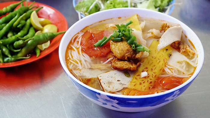 Fish Cake Noodle Soup