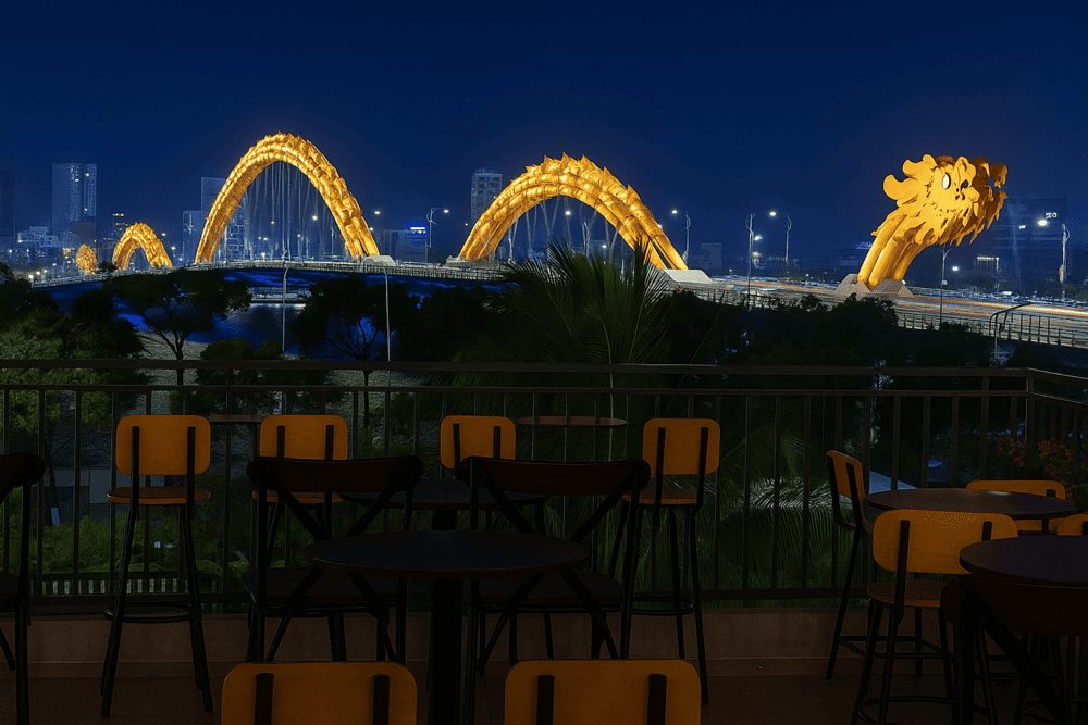 Dragon Bridge (Cầu Rồng) is one of the most recognizable symbols of Da Nang