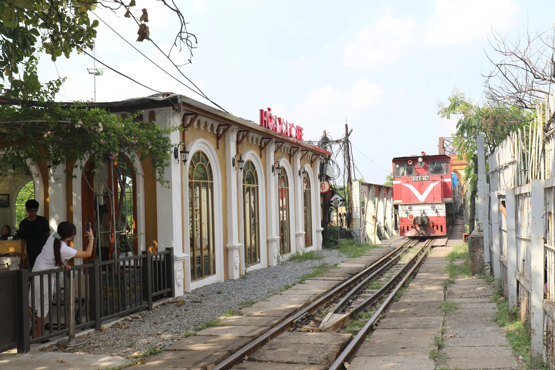 Cafe Hoả Xa