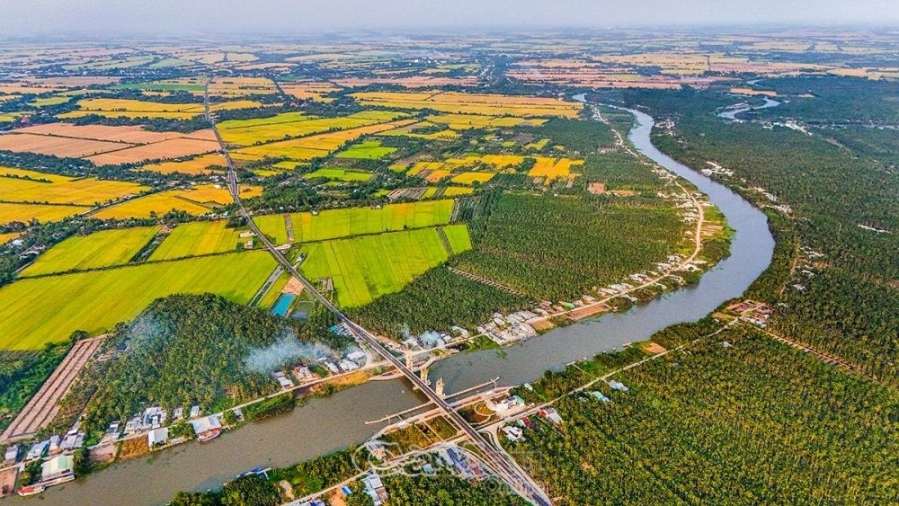 Distance from Ho Chi Minh to Mekong Delta (Source: Collected)