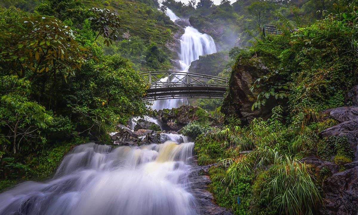 Silver Waterfall
