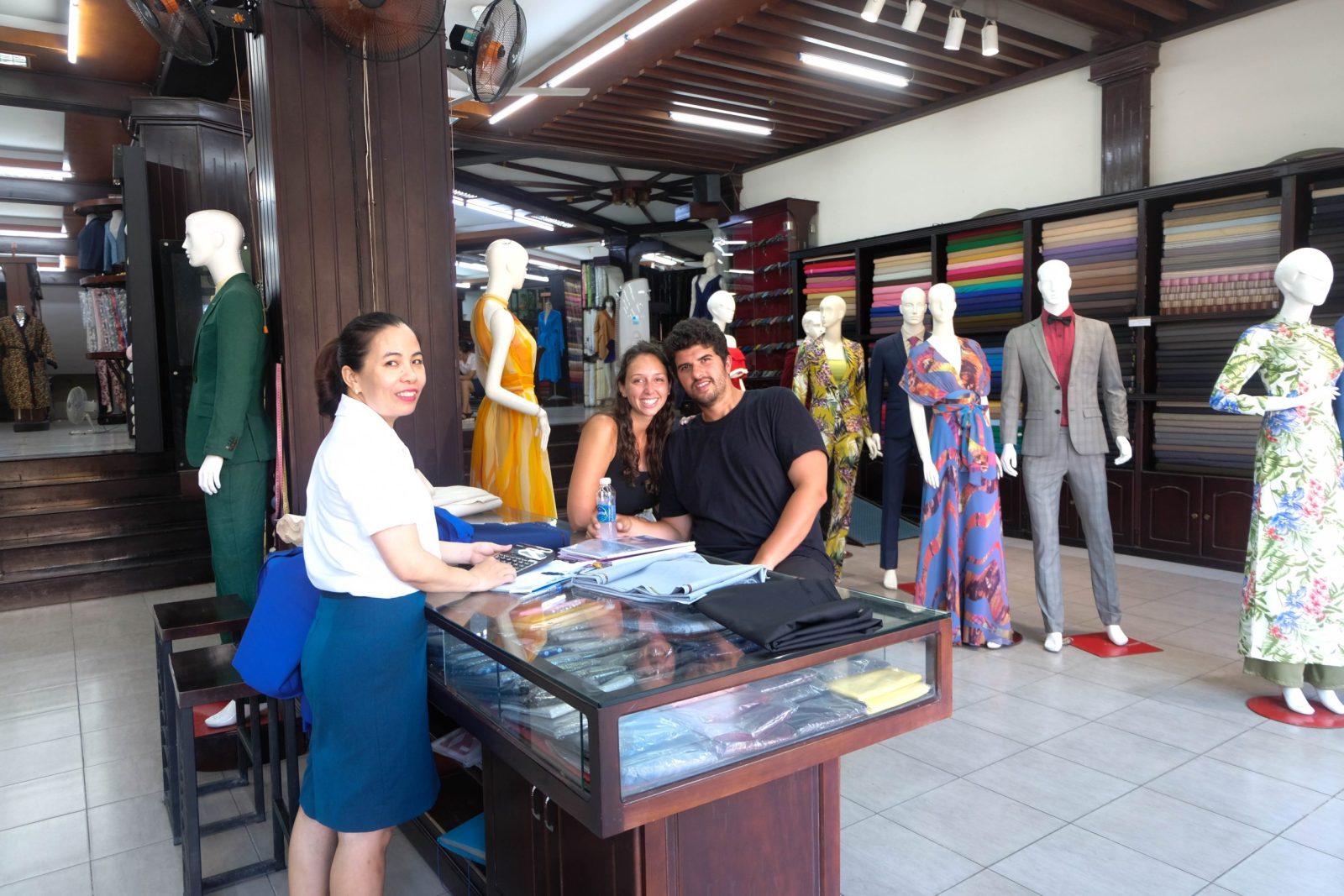 Why Express Tailoring in Hoi An Is So Special ?