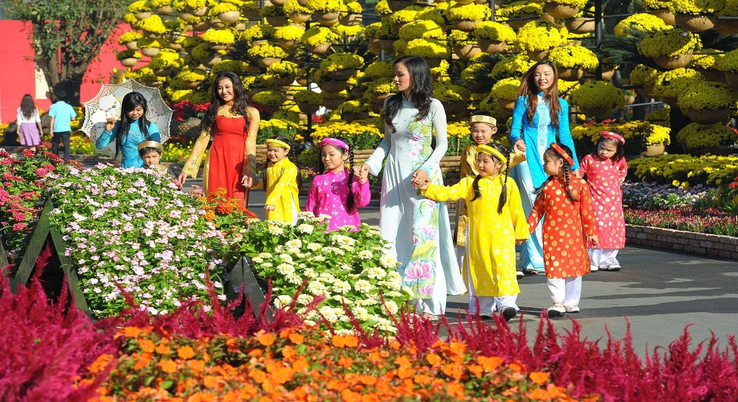 Vietnam Public Holidays 2026: What Tourists Need to Know