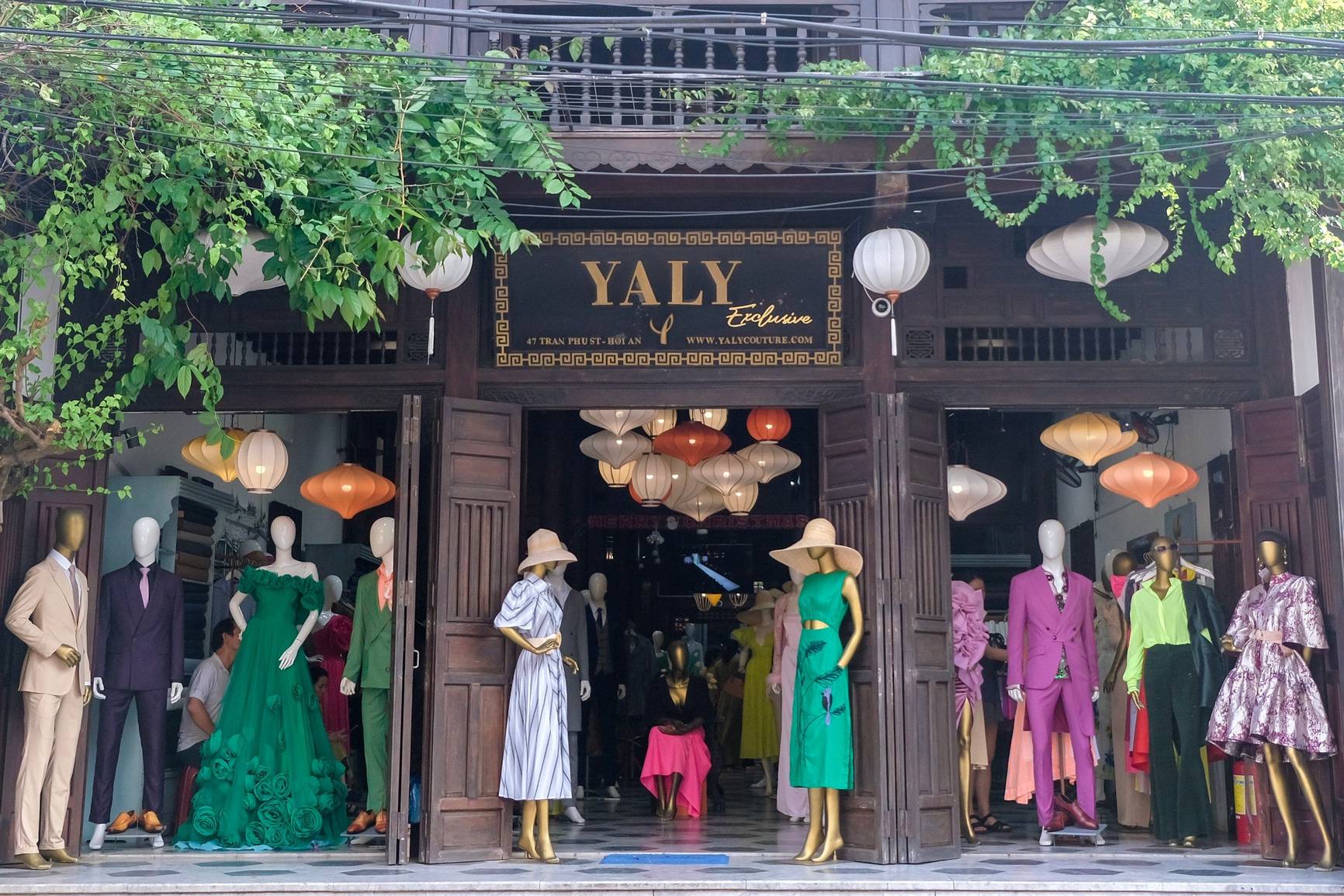 Yaly Couture